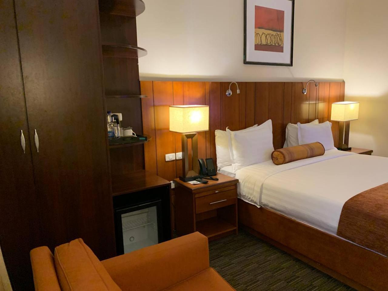The Hub Hotel Addis-Abeba Extérieur photo
