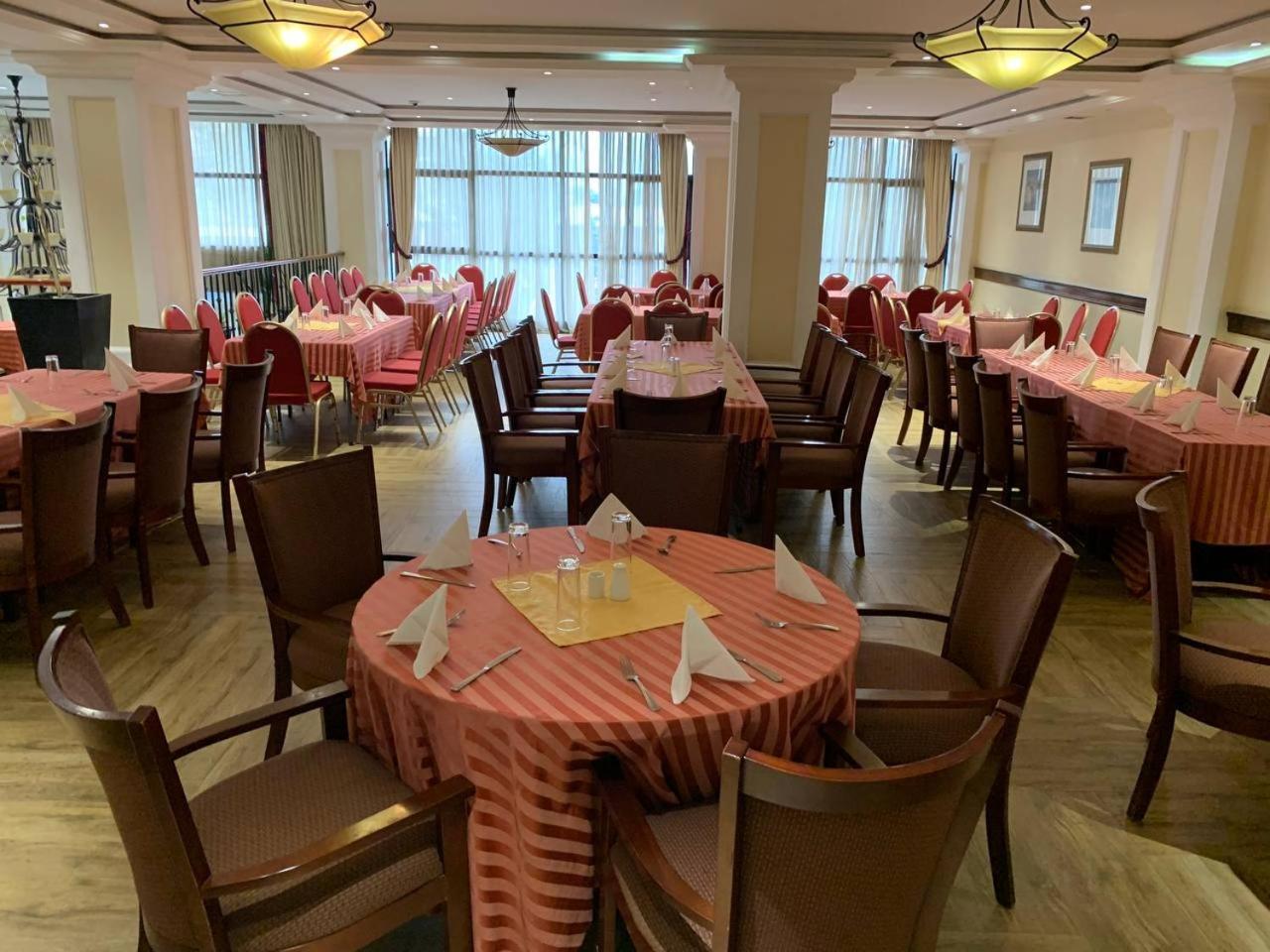 The Hub Hotel Addis-Abeba Extérieur photo