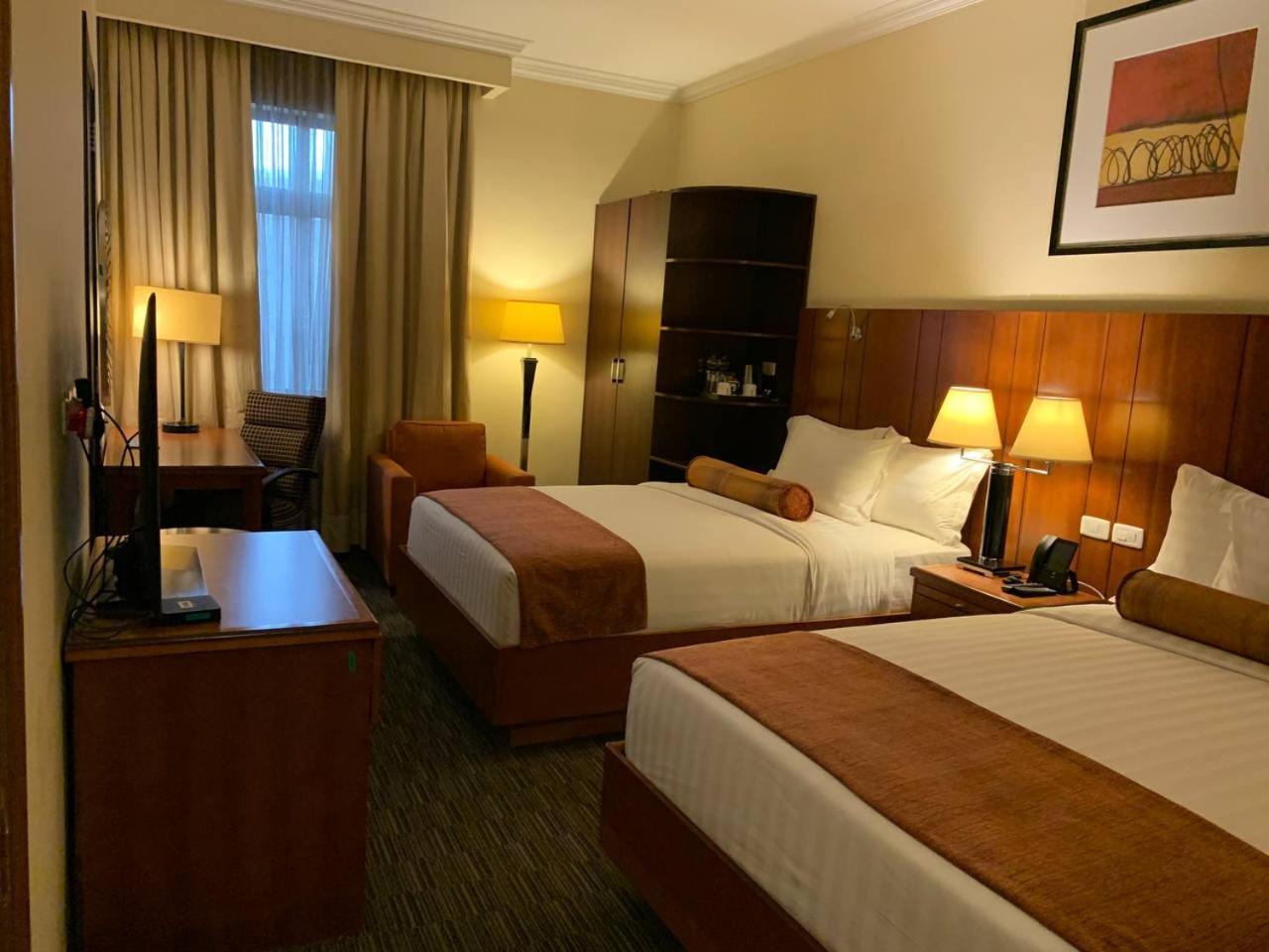 The Hub Hotel Addis-Abeba Extérieur photo