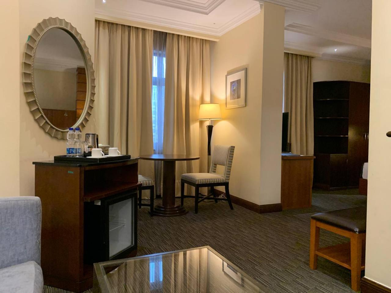 The Hub Hotel Addis-Abeba Extérieur photo