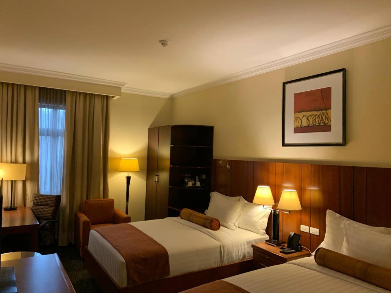 The Hub Hotel Addis-Abeba Extérieur photo