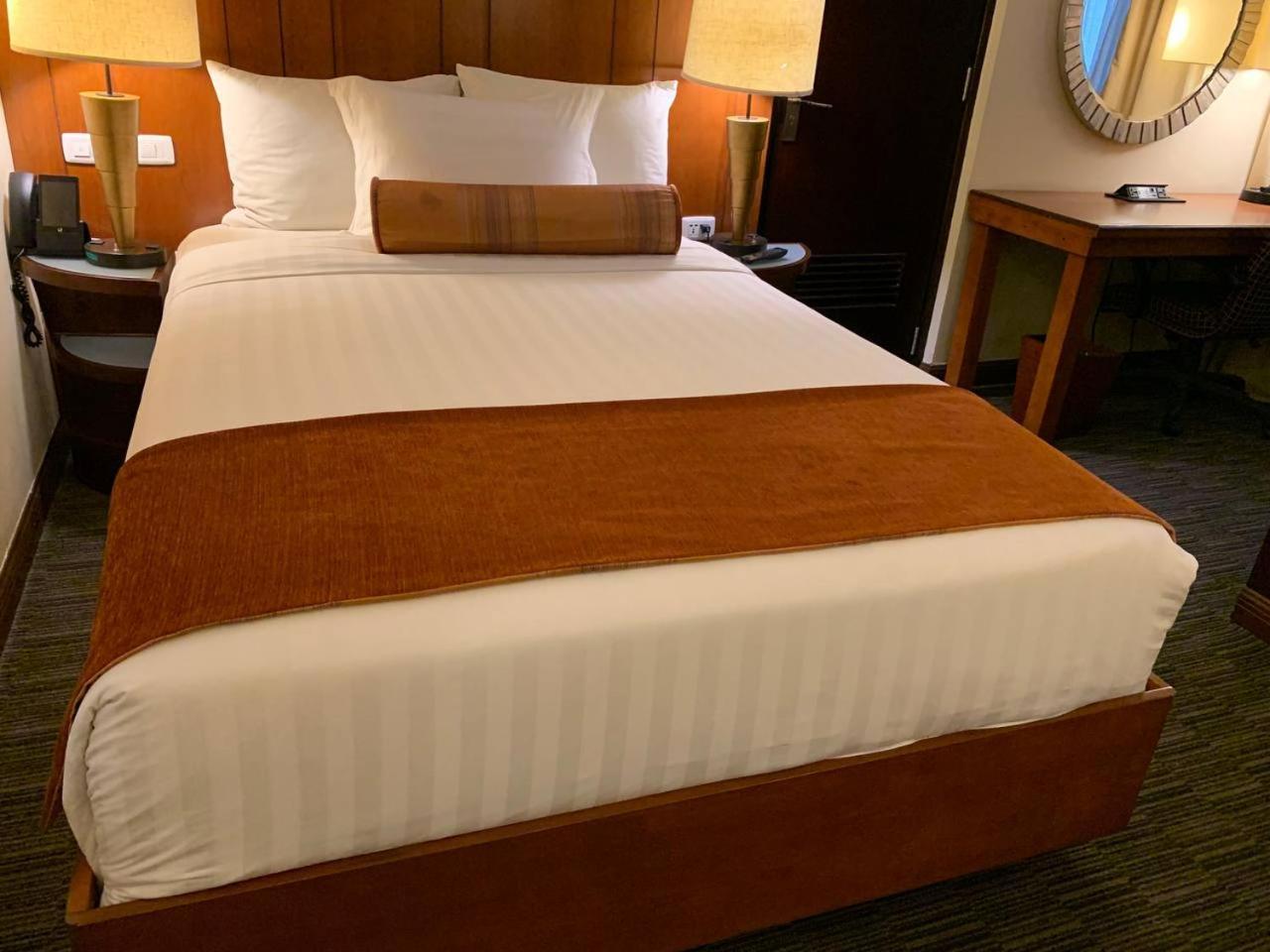 The Hub Hotel Addis-Abeba Extérieur photo