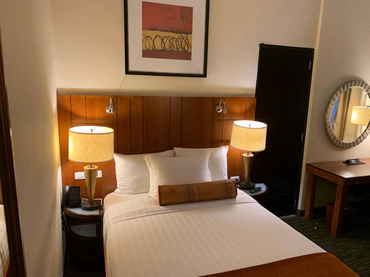 The Hub Hotel Addis-Abeba Extérieur photo