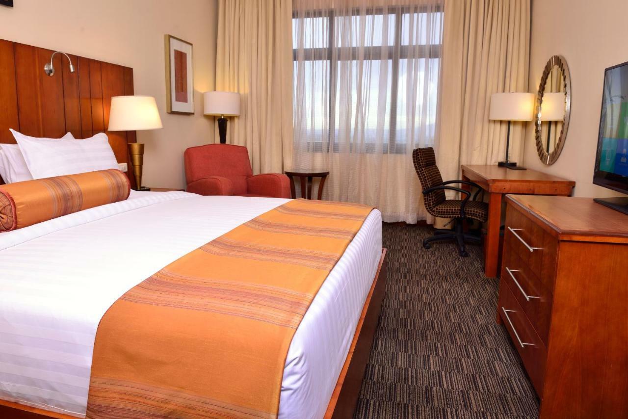 The Hub Hotel Addis-Abeba Extérieur photo
